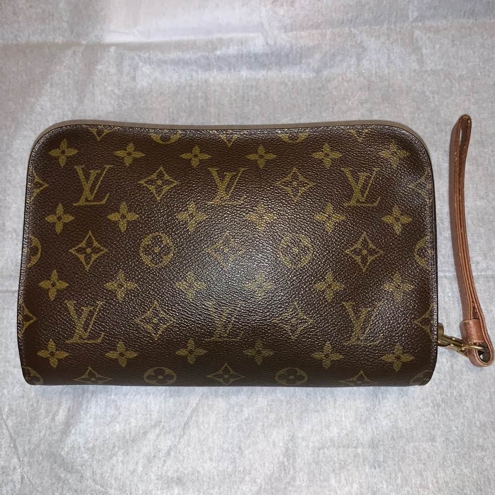 Louis Vuitton Orsay wristlet/clutch